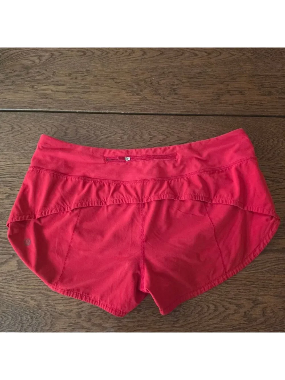 Lululemon Speed Up Shorts 2.5